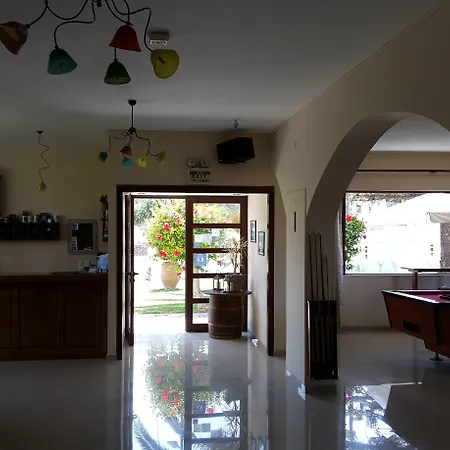 Hotel apartamentowy Mastorakis And