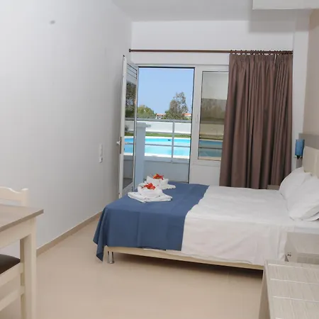 Mastorakis And Апарт-готель