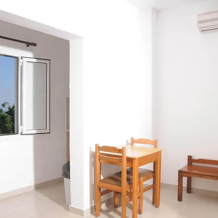 Hotel apartamentowy Mastorakis And 3*