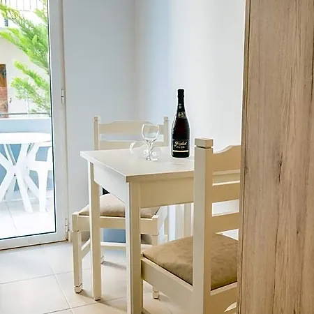 Aparthotel Mastorakis Hotel And Studios