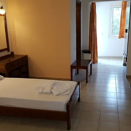 Aparthotel Mastorakis Hotel And Studios *