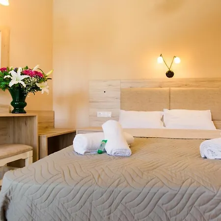 Mastorakis Hotel And Studios