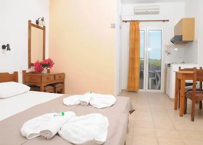 Apart Otel Mastorakis And 4*