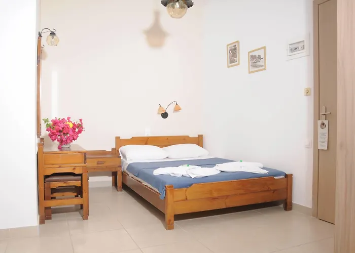 Mastorakis And Apart Otel 4*