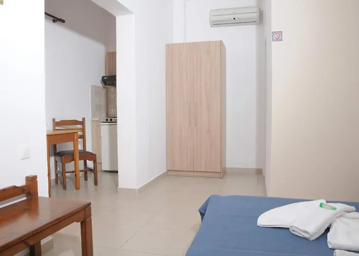 Mastorakis And Apart Otel 4*