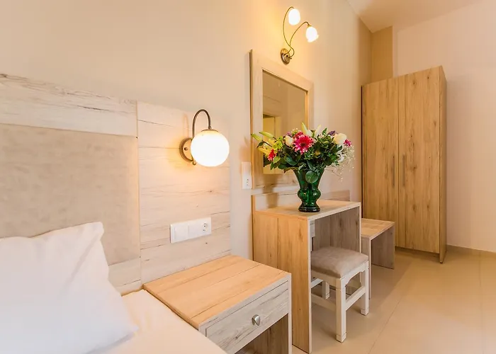 Mastorakis And Apart Otel 4*